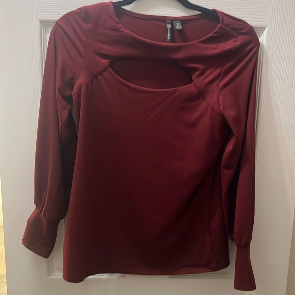 Deep red long sleeve keyhole top